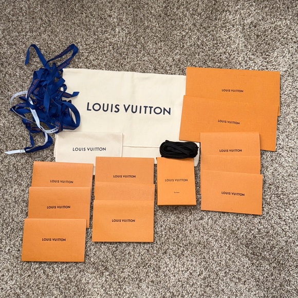 100% AUTHENTIC LOUIS VUITTON DUST BAGS,LACES (BLACK) RIBBON & 11 RECEIPT HOLDERS - Picture 9 of 9